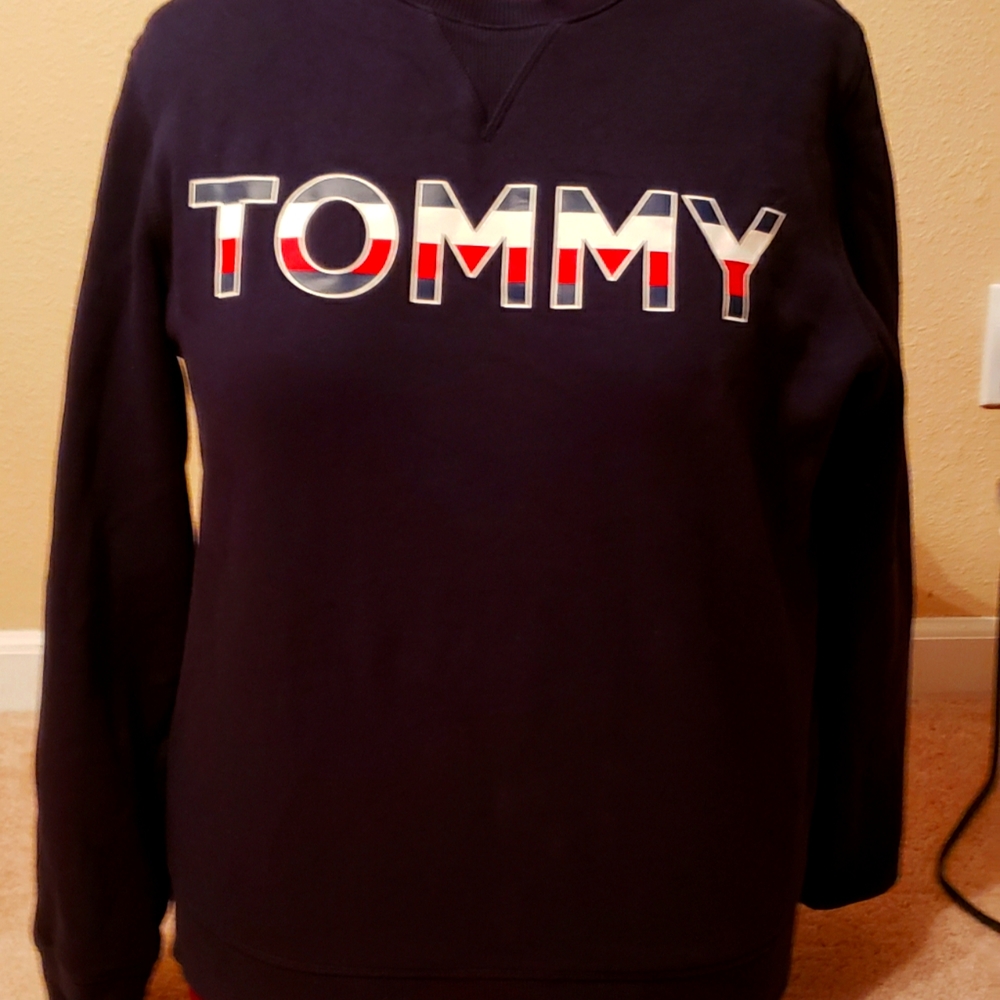 Tommy Hilfiger sweatshirt NWOT